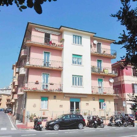 La Casetta Di Nonno Vittorio Albissola Marina Exteriér fotografie